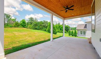 3354 Hawks Creek Dr, Apison, TN 37302