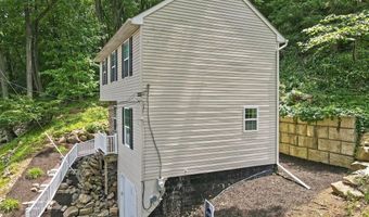 2545 S Albert St, Allentown, PA 18103