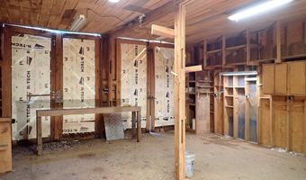 70 Whippoorwill Ln, Arkadelphia, AR 71923