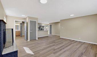 1135 Lillie Dr, Bosque Farms, NM 87068