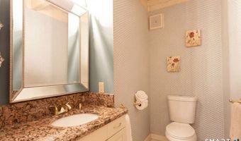 14 Vermillion Dr, Avon, CT 06001
