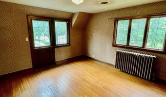 810 3rd St NW, Austin, MN 55912