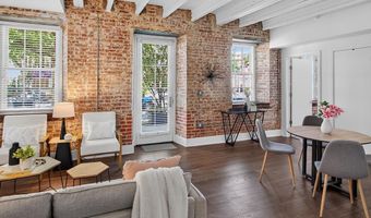 515 N WASHINGTON St 105, Alexandria, VA 22314