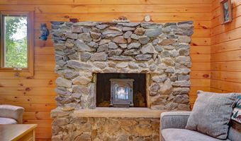 71 Eddie Knoll Ln, Bartlett, NH 03812