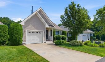 7 Daisy Ln, Coventry, RI 02816