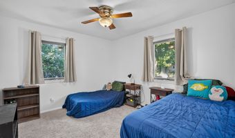 230 NW Arlan Dr, Ankeny, IA 50023