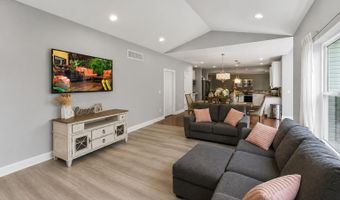 1 Prairie Ln, Bayville, NJ 08721