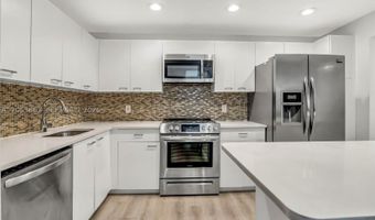 3350 NE 192nd St 4Q-B, Aventura, FL 33180