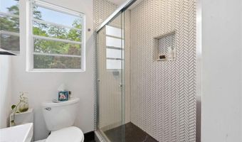 2240 Cheshire Bridge Rd NE 205, Atlanta, GA 30324