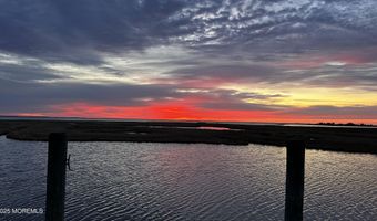 265 Cypress Dr, Bayville, NJ 08721