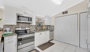 3935 Chickasha Rd, Atlantis, FL 33462