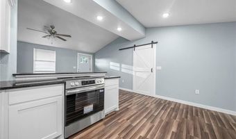 1108 9th St, Barling, AR 72923