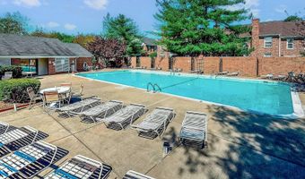 2950 S COLUMBUS St C2, Arlington, VA 22206