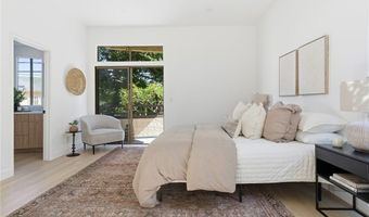 10820 Holman Ave 204, Los Angeles, CA 90024