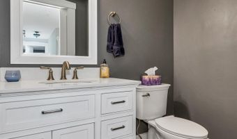 236 Main St, Candia, NH 03034