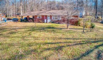 195 Claybon Dr, Advance, NC 27006