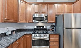 44397 OAKMONT MANOR Sq, Ashburn, VA 20147