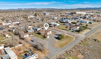 46812 8th St, Ash Fork, AZ 86320