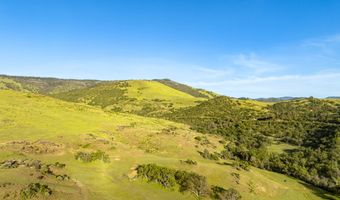 312 Sky Ridge Rd, Ashland, OR 97520