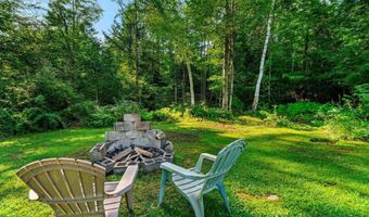 36 High St, Antrim, NH 03440