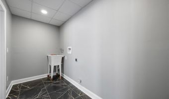 253 Aqua Blvd, Akron, OH 44319