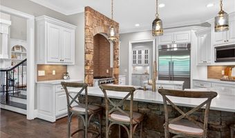 4571 Oglethorpe Loop NW, Acworth, GA 30101