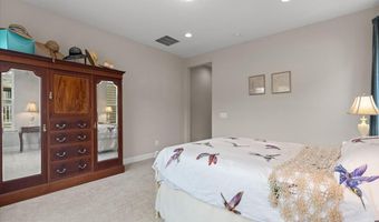 117 MALLARD Dr, Lake Frederick, VA 22630