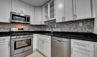 801 N PITT St N #1206, Alexandria, VA 22314