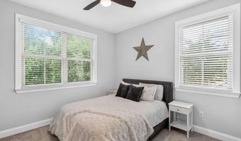 142 Brindle Ln, Alpharetta, GA 30009