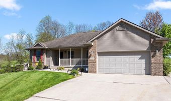 706 Taylor Ln, Albion, IN 46701