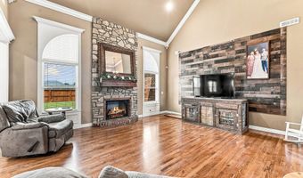 2711 SE 7Th St, Bentonville, AR 72712