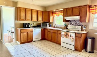 80 Pryse Blvd, Beattyville, KY 41311