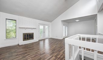 5097 Vantage Point Rd B 2, Avon, IN 46123
