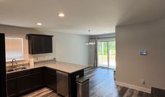 711 Burbrook Ln, Boiling Springs, SC 29316