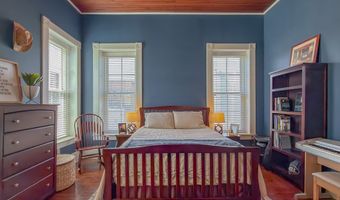 302 C Water St, Bainbridge, GA 39817