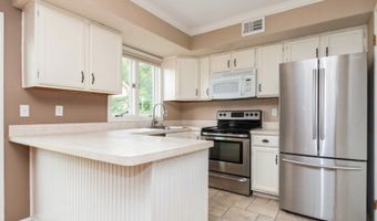182 Dakota Dr, Andover, NJ 07848
