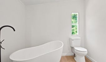 175 Meadowview Ln, Axton, VA 24054