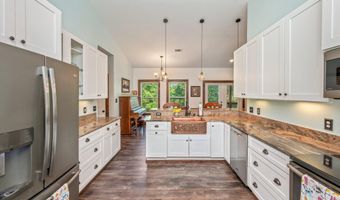 1827 Waterway Dr, Baker, FL 32531