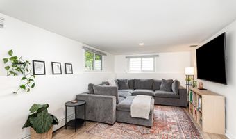 190 Westview Dr, Alma, MI 48801