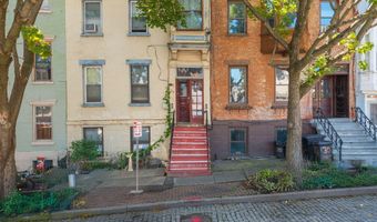128 Hamilton St, Albany, NY 12207