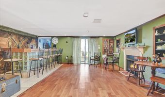 141 Eastwick Ct, Aberdeen, NJ 07747