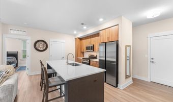 43795 TRANSIT Sq 101, Ashburn, VA 20147