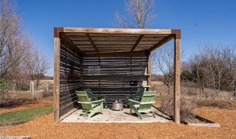 1564 N 450th Rd, Baldwin City, KS 66006