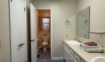 113 Woodson St, Bruce, MS 38915