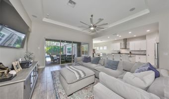 6429 SEASOUND Dr, Apollo Beach, FL 33572