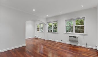 3498 MARTHA CUSTIS Dr 317, Alexandria, VA 22302