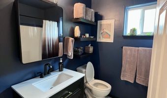 220 Parkside Dr, Bellevue, ID 83313