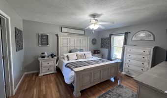 188 HUNTSMAN Ln, Bean Station, TN 37708