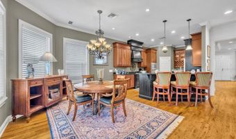 1031 GUERNSEY St, Orlando, FL 32804