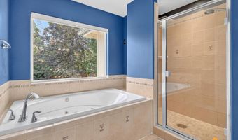 8977 Valley Brook Cir, Anchorage, AK 99507